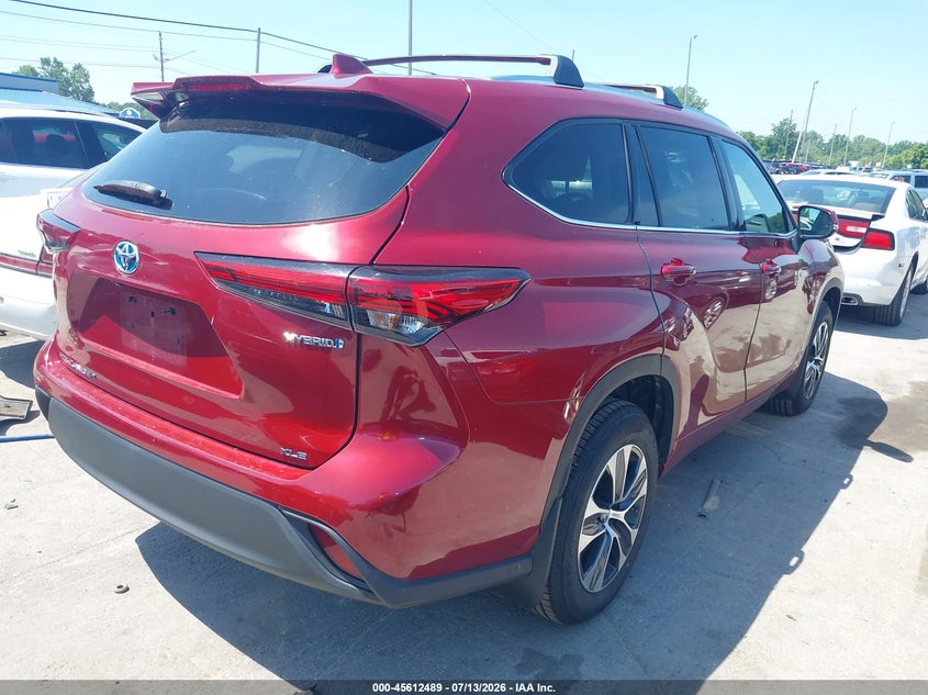 2021 TOYOTA HIGHLANDER auction photo 4