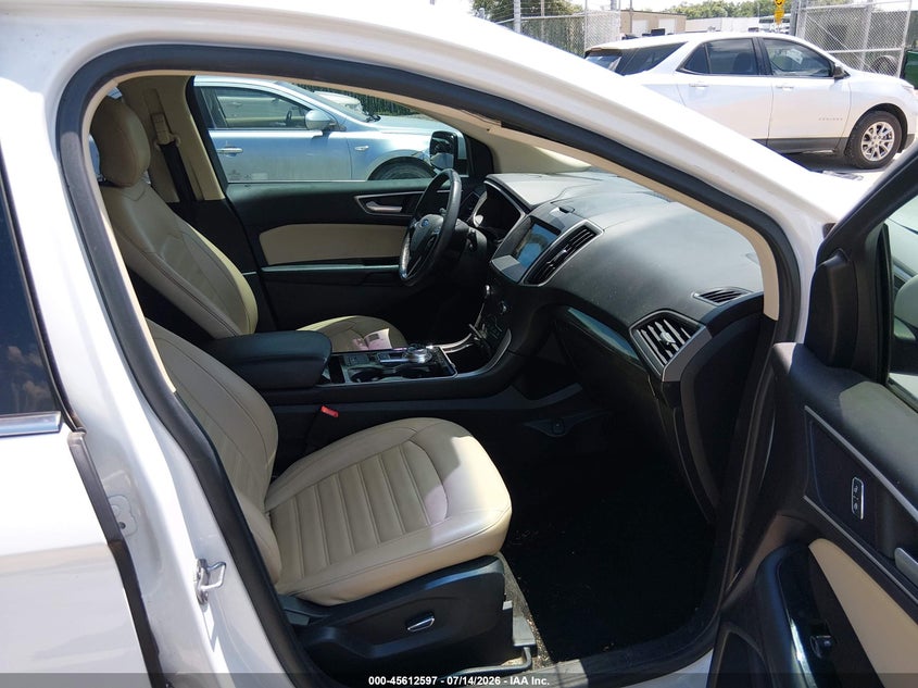 2019 FORD EDGE auction photo 5