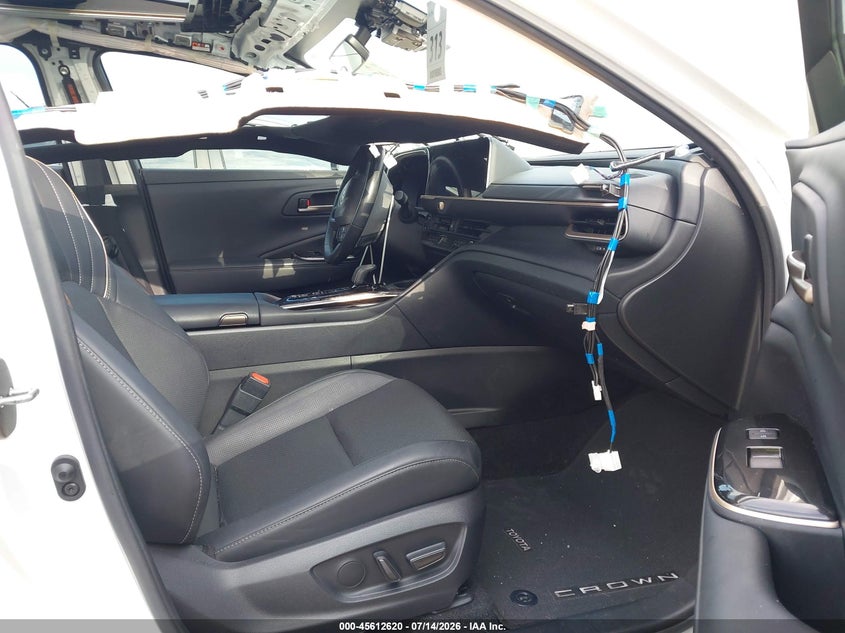 2024 TOYOTA CROWN auction photo 5