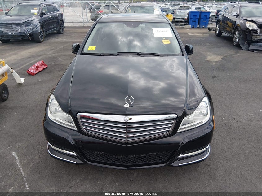2013 Mercedes-Benz C 250 Luxury VIN: WDDGF4HB7DA780952 Lot: 45612629