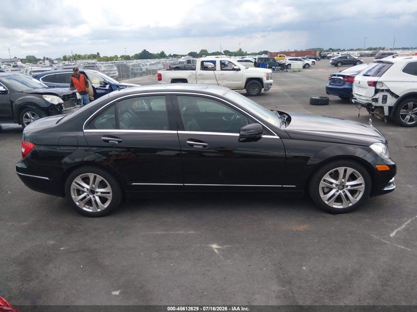 2013 Mercedes-Benz C 250 Luxury VIN: WDDGF4HB7DA780952 Lot: 45612629