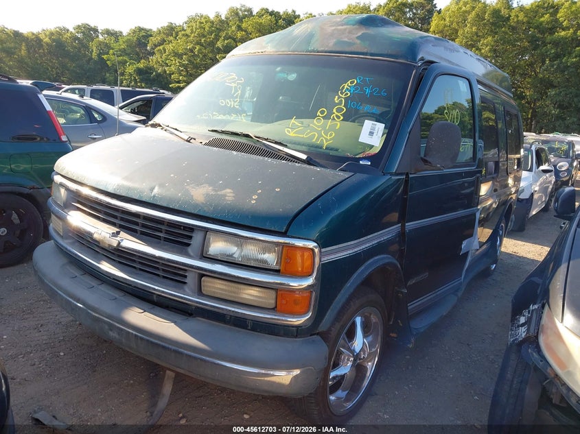 1996 CHEVROLET G10 auction photo 2