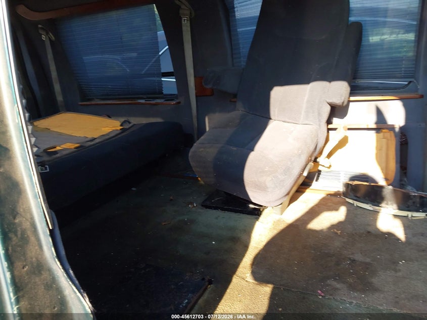 1996 CHEVROLET G10 auction photo 8