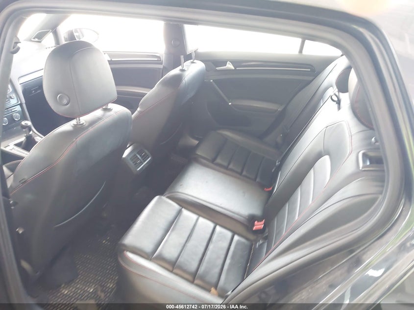 2016 VOLKSWAGEN GOLF GTI auction photo 8