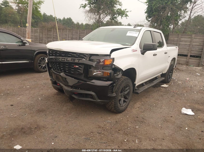 2020 Chevrolet Silverado, Front End, IAAI, VIN 3GCPYCEF2LG234095 — photo 2