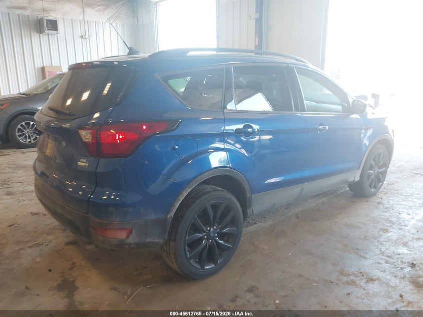 2019 FORD ESCAPE auction photo 4