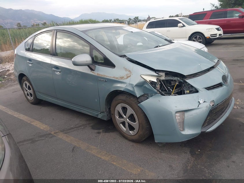 2013 TOYOTA PRIUS auction photo 1