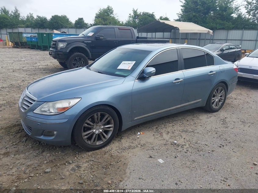2009 HYUNDAI GENESIS auction photo 2