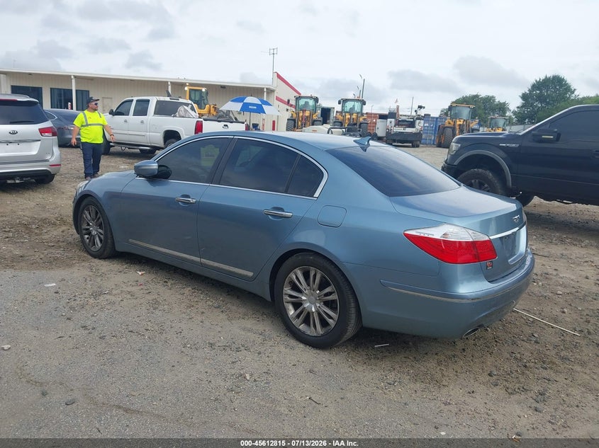 2009 HYUNDAI GENESIS auction photo 3