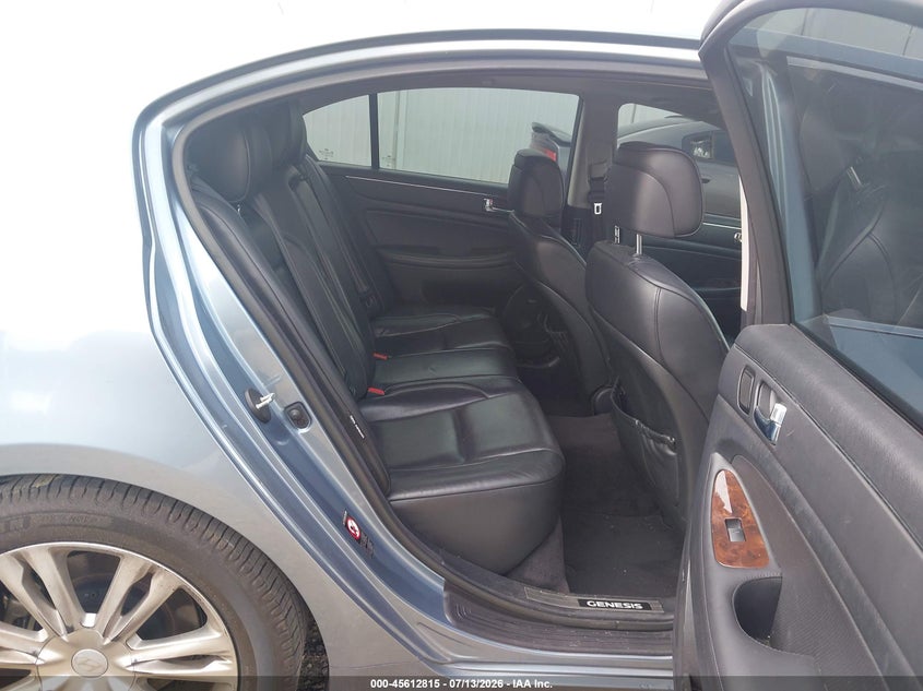 2009 HYUNDAI GENESIS auction photo 8
