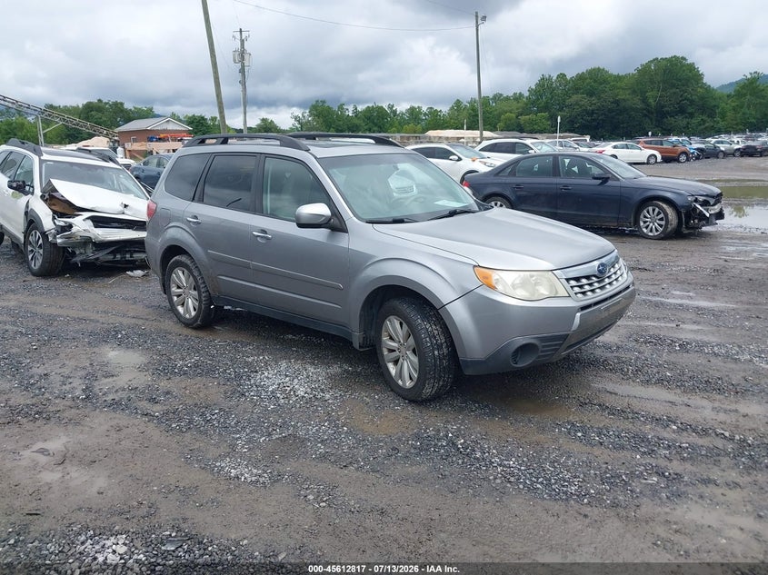 Vin: jf2shadc8bh747301, lot: 46111267, subaru forester 2.5x premium 2011 img_1