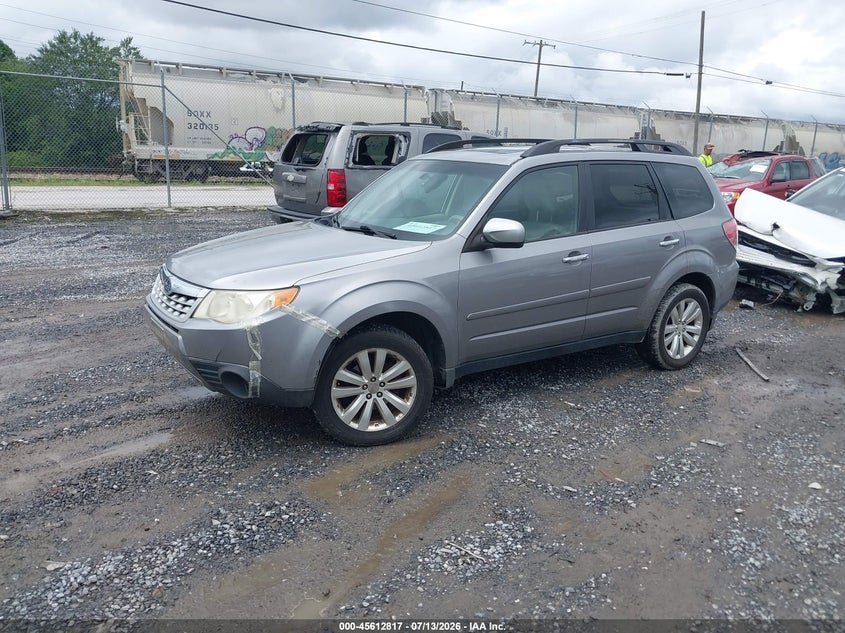 Vin: jf2shadc8bh747301, lot: 46111267, subaru forester 2.5x premium 20112