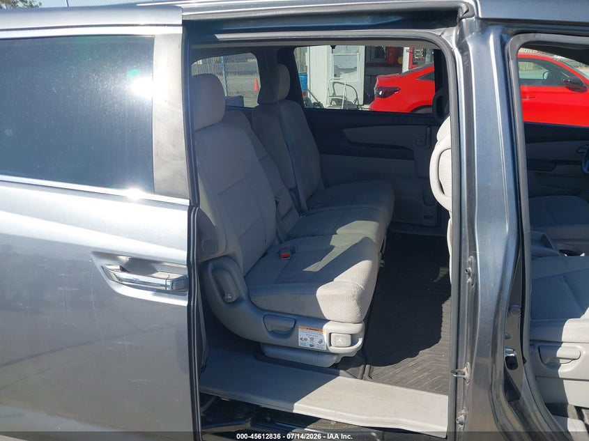 2012 HONDA ODYSSEY auction photo 8