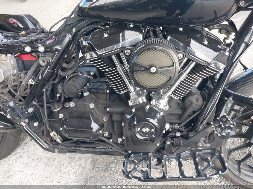 2018 Harley-Davidson Fltrxs Road Glide Special VIN: 1HD1KTC30JB651056 Lot: 45612845