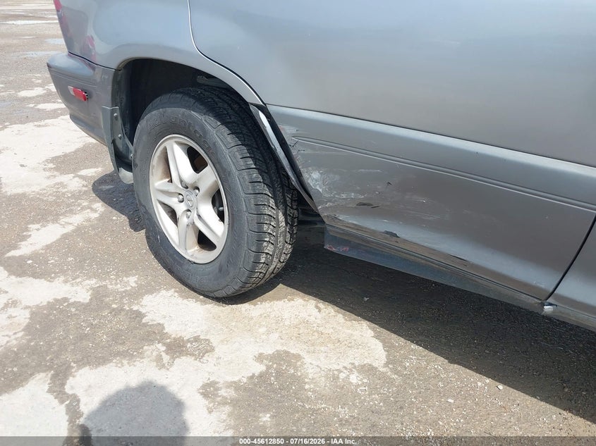 2002 LEXUS RX 300 auction photo 6
