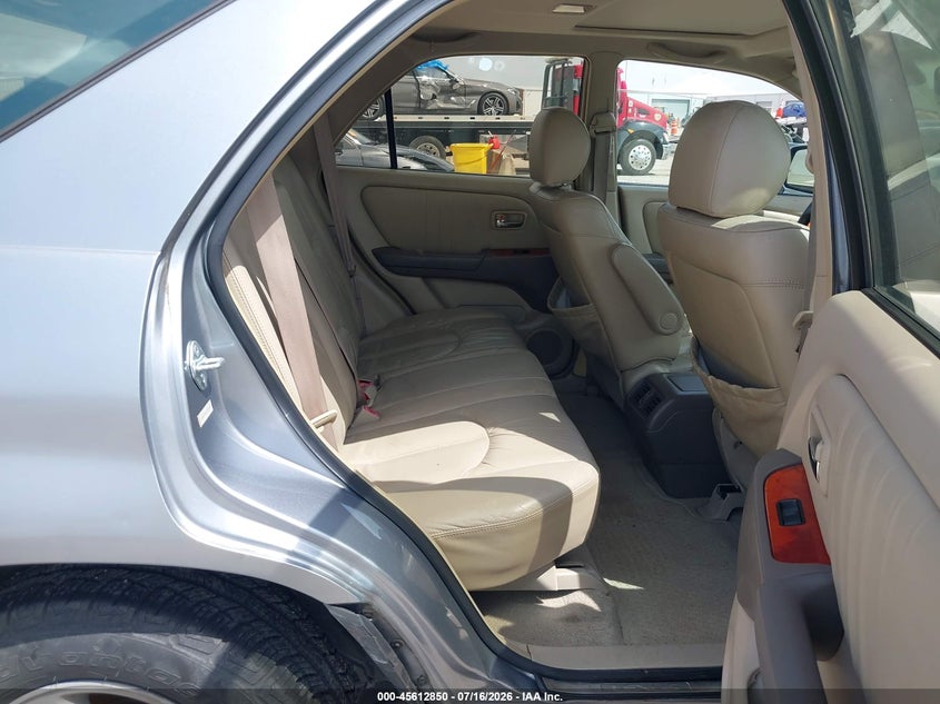 2002 LEXUS RX 300 auction photo 8