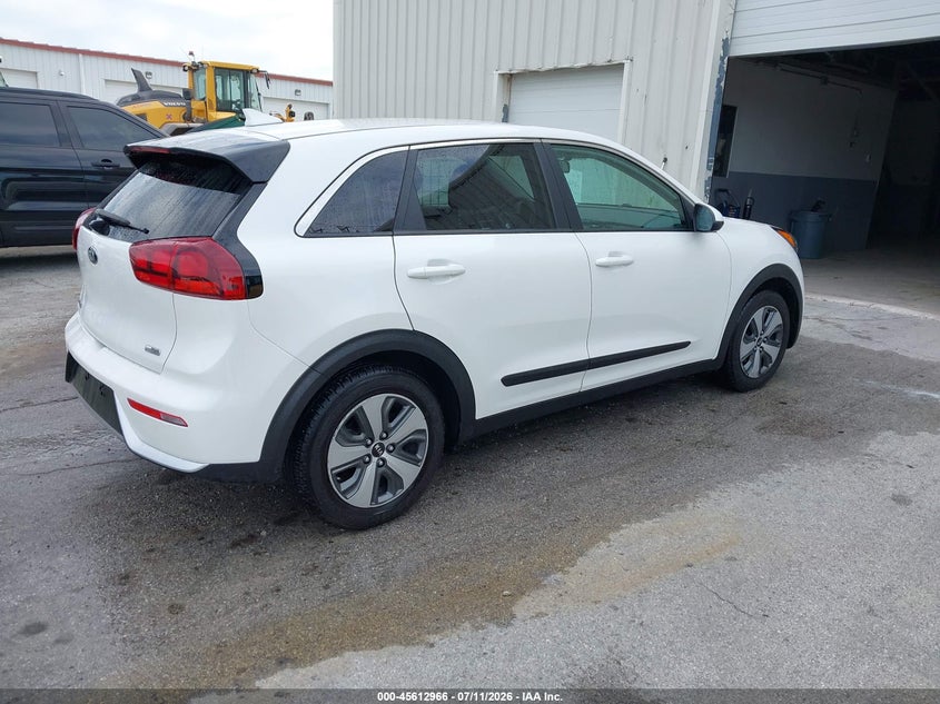 Vin: kndcb3lc7j5158256, lot: 46111416, kia niro fe 20184