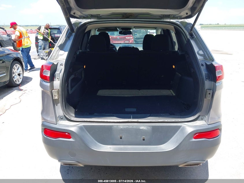 2016 Jeep Cherokee Latitude VIN: 1C4PJMCS0GW373529 Lot: 45613005