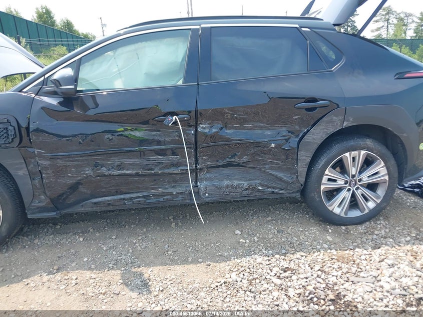 2023 SUBARU SOLTERRA auction photo 6