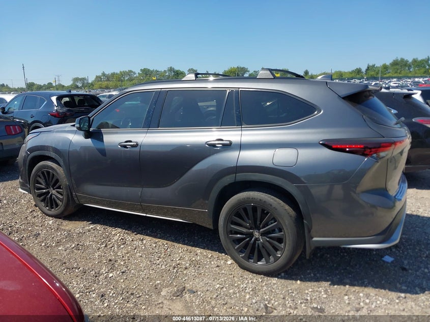 TOYOTA HIGHLANDER - zdjęcie 14