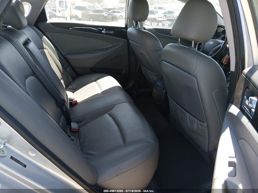 2013 HYUNDAI SONATA auction photo 8