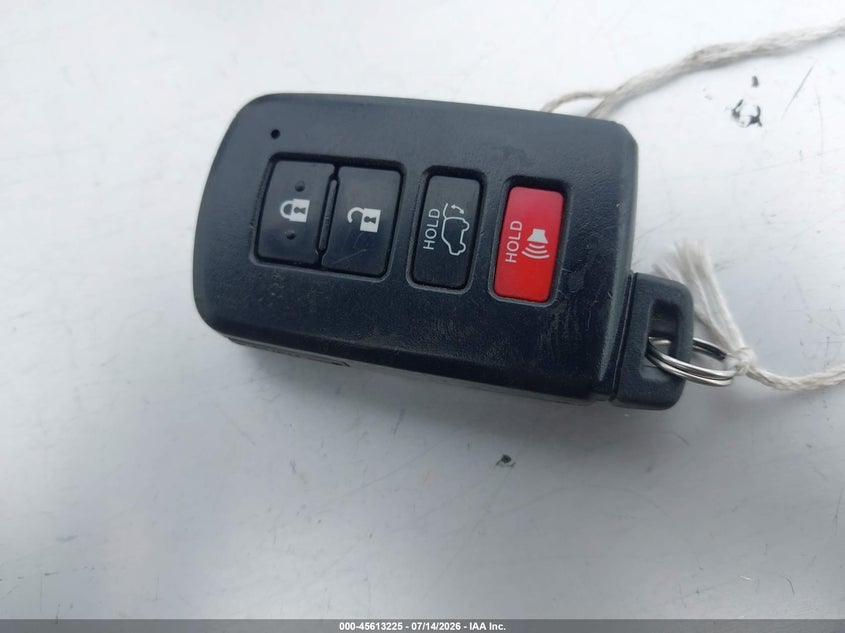 2016 Toyota Rav4 Hybrid Xle VIN: JTMRJREV4GD015441 Lot: 45613225