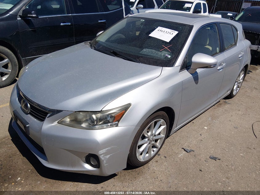 Vin: jthkd5bh9d2132048, lot: 46111703, lexus ct 200h 20132