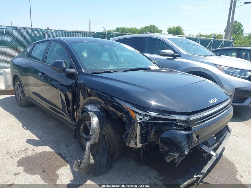 Vin: 3kpft4de7se155220, lot: 46111712, kia k4 lxs 2025 img_1