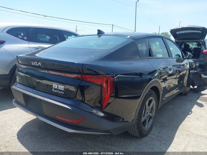 Vin: 3kpft4de7se155220, lot: 46111712, kia k4 lxs 20254