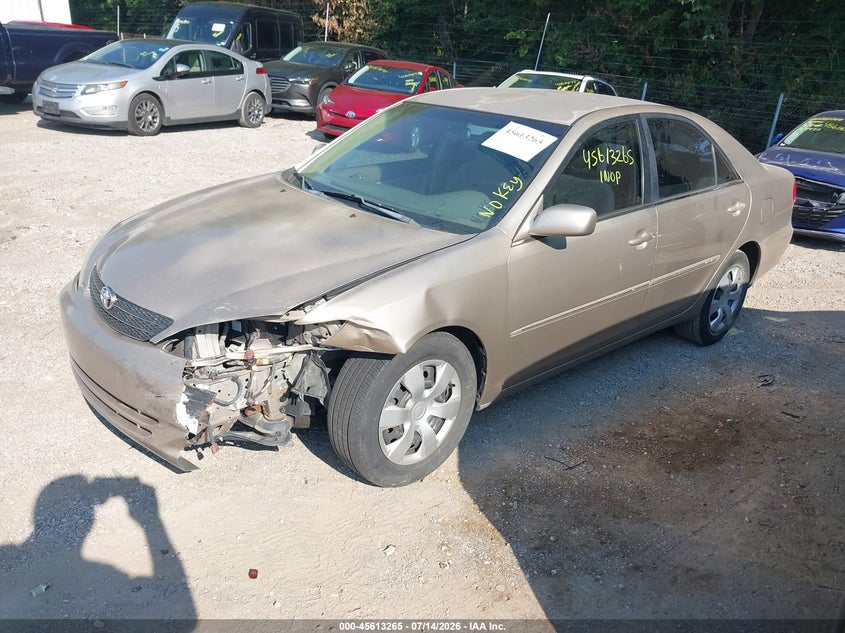 2002 Toyota Camry, Front End, IAAI, VIN 4T1BE32K92U616362 — photo 2
