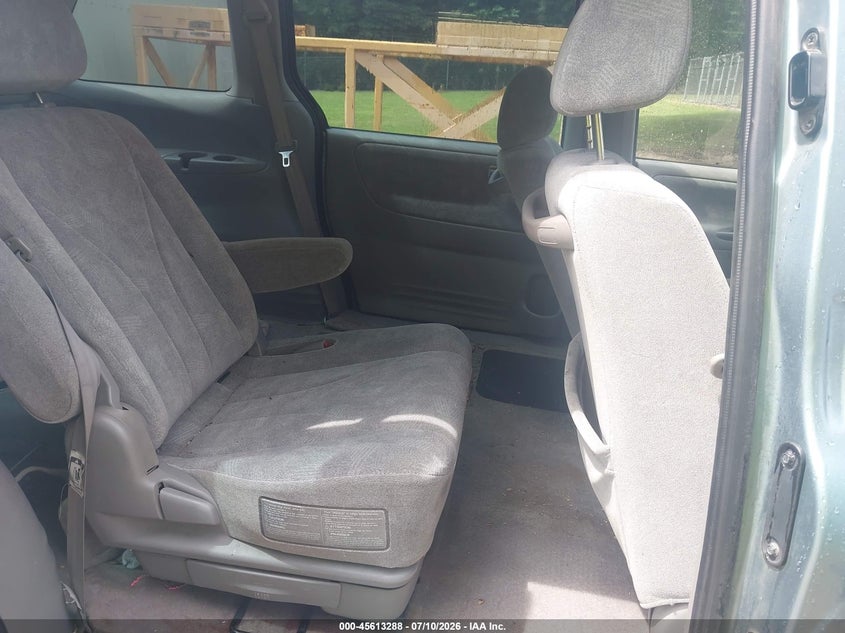 2002 Mazda Mpv Es/Lx VIN: JM3LW28A520334216 Lot: 45613288