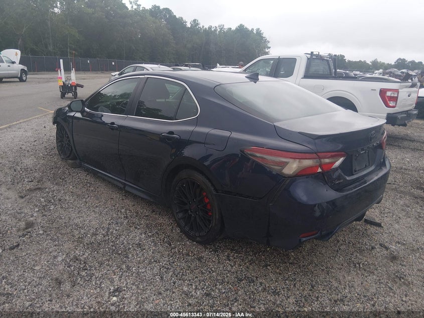 2021 TOYOTA CAMRY auction photo 3
