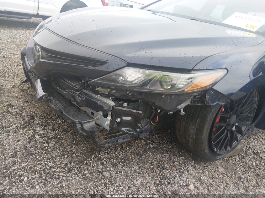 2021 TOYOTA CAMRY auction photo 6