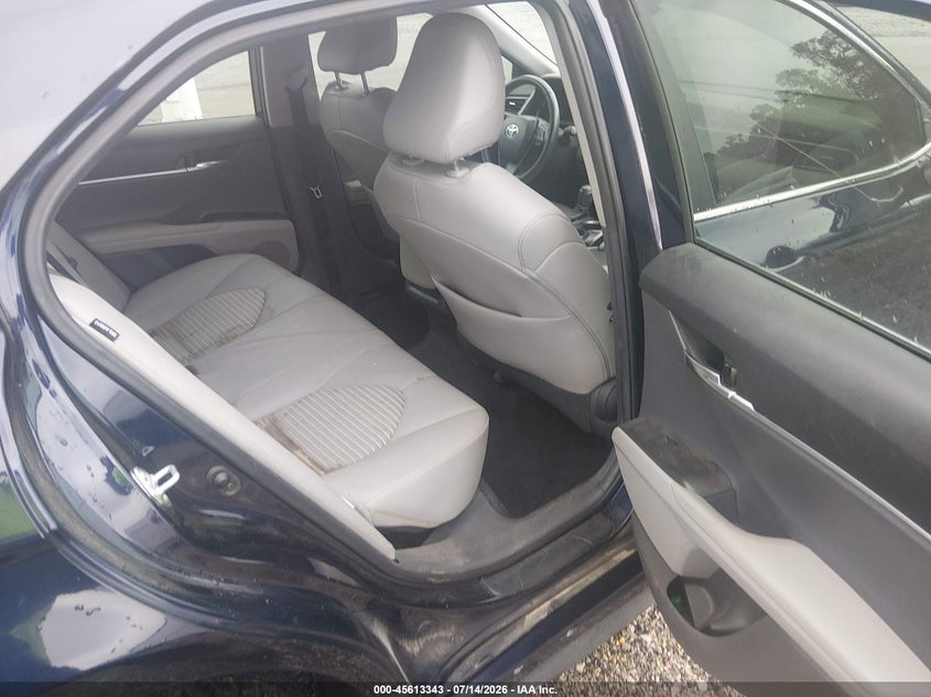 2021 TOYOTA CAMRY auction photo 8
