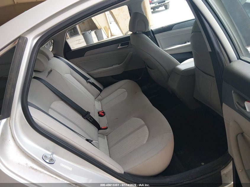 2016 HYUNDAI SONATA HYBRID auction photo 8