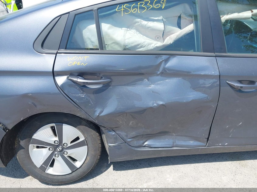 2019 HYUNDAI IONIQ HYBRID auction photo 6