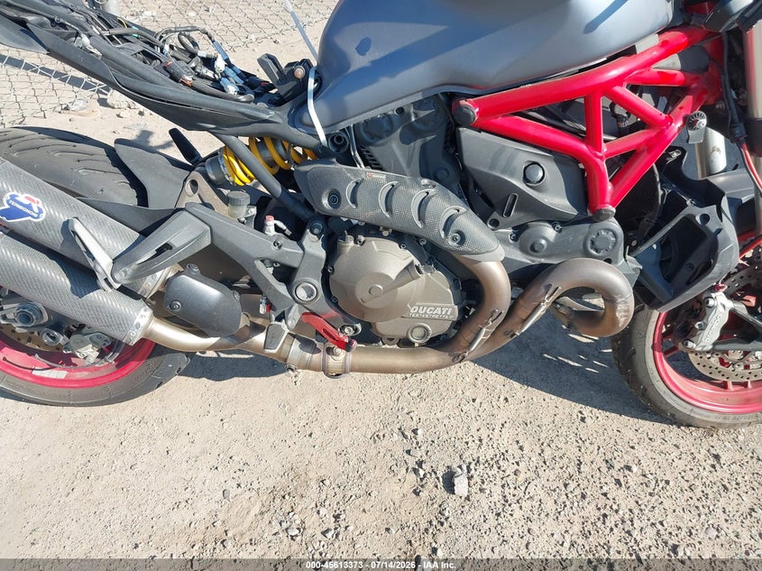 2017 DUCATI MONSTER auction photo 8