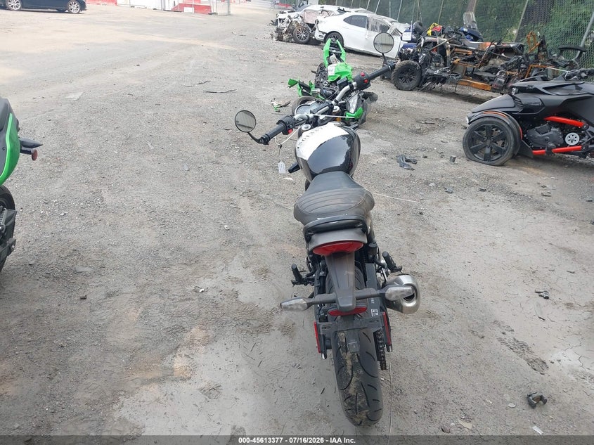 2025 TRIUMPH MOTORCYCLE SPEED auction photo 6