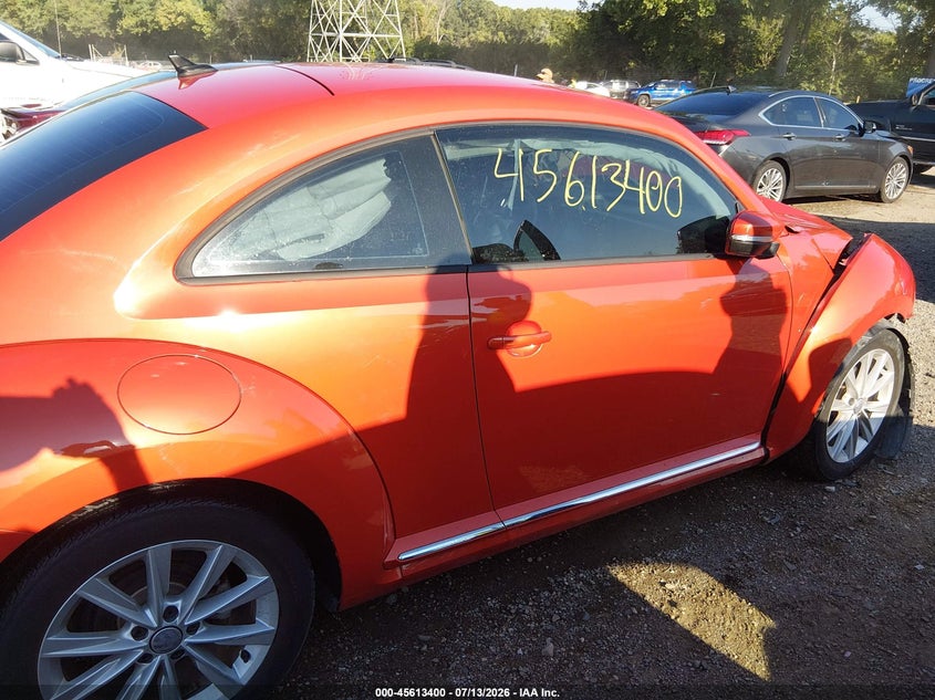2018 Volkswagen Beetle 2.0T Coast/2.0T S VIN: 3VWFD7AT3JM706410 Lot: 45613400
