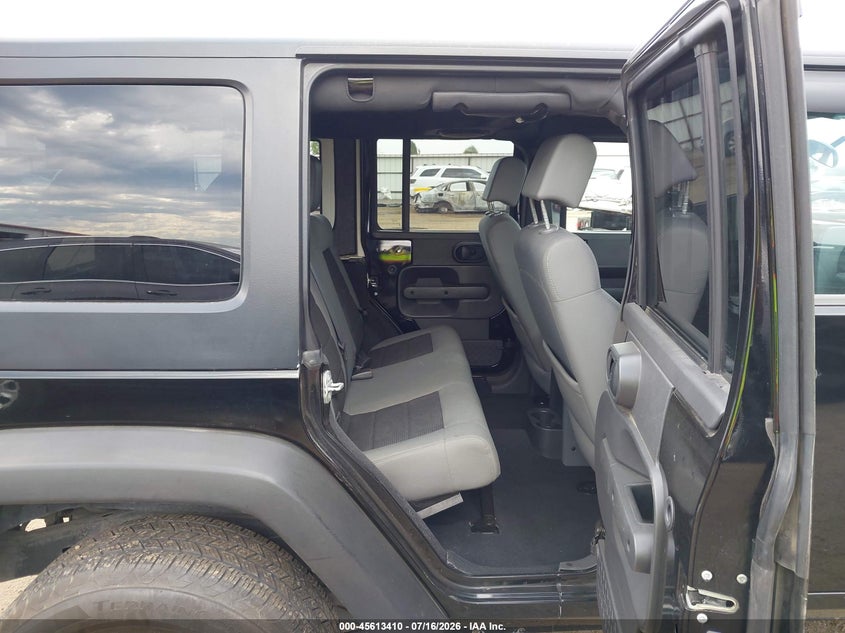 2010 Jeep Wrangler Unlimited Sport VIN: 1J4BA3H15AL101775 Lot: 45613410