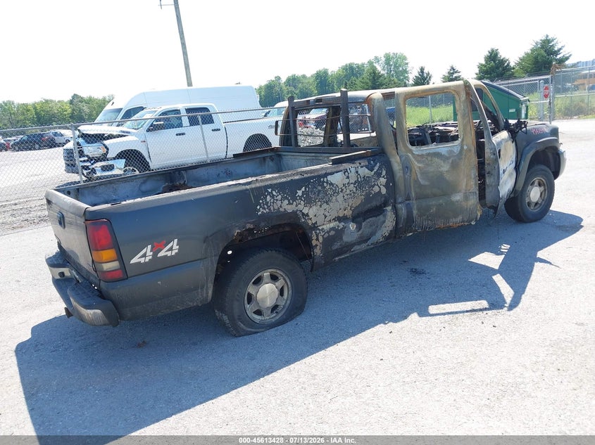 2004 GMC SIERRA 1500 auction photo 4