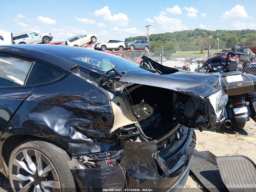 2024 Tesla Model 3 Long Range Dual Motor All-Wheel Drive/Rear-Wheel Drive VIN: 5YJ3E1EA0RF858914 Lot: 45613437