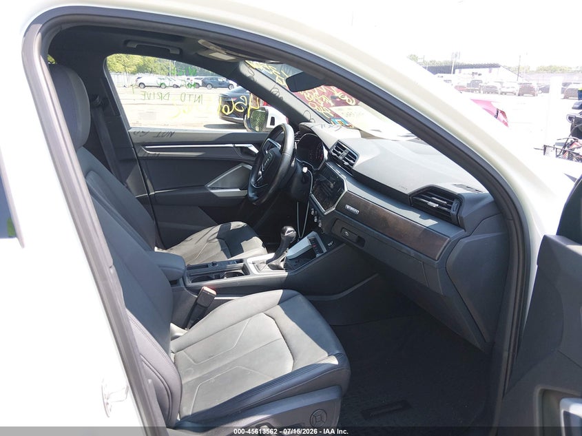 2021 Audi Q3 Premium Plus 45 Tfsi S Line Quattro Tiptronic VIN: WA1EECF36M1038241 Lot: 45613562