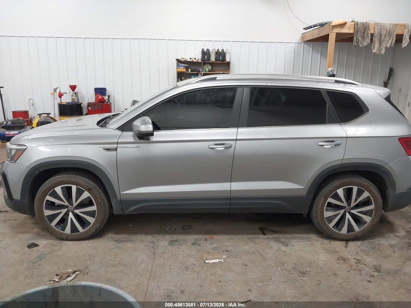 2022 Volkswagen Taos 1.5T Se VIN: 3VVLX7B23NM083915 Lot: 45613581