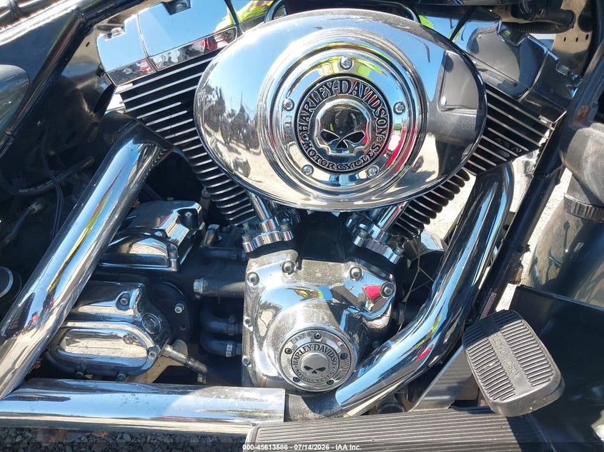 2001 Harley-Davidson Flht Classic VIN: 1HD1DJV101Y624317 Lot: 45613586