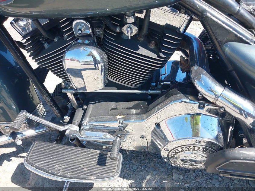 2001 Harley-Davidson Flht Classic VIN: 1HD1DJV101Y624317 Lot: 45613586