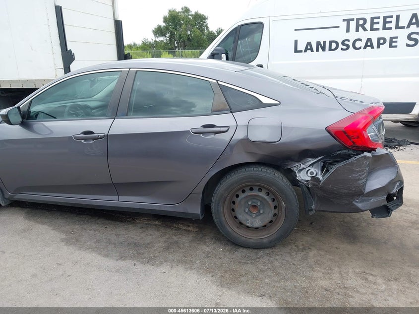 2019 HONDA CIVIC auction photo 6