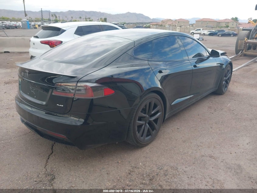 Vin: 5yjsa1e65mf447116, lot: 46112068, tesla model s plaid tri motor all-wheel drive 20214