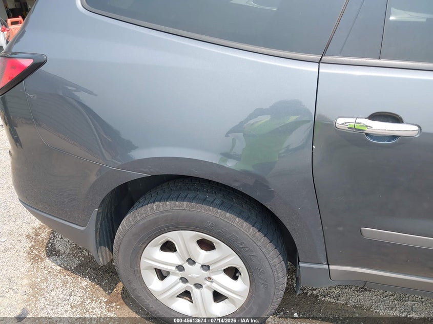 2013 Chevrolet Traverse Ls VIN: 1GNKRFED2DJ125568 Lot: 45613674