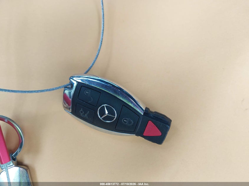 MERCEDES-BENZ GLA 250 - zdjęcie 11